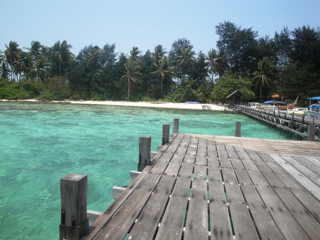 Menjangan Resort Ilhas Karimunjava Quarto foto